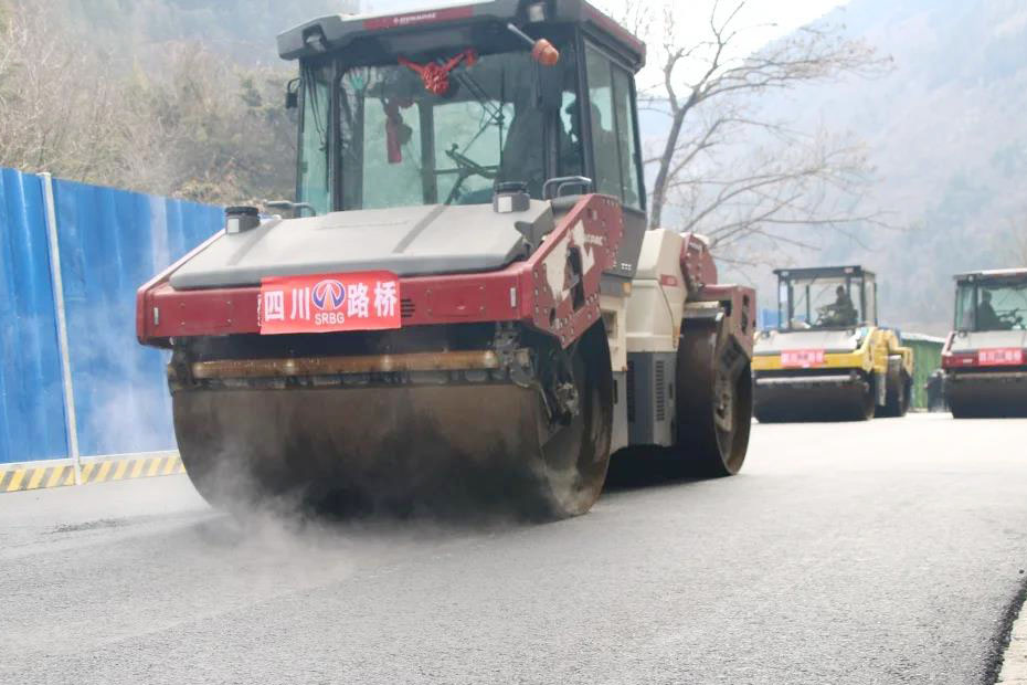 九寨溝景區一期道路項目順利完成交工驗收